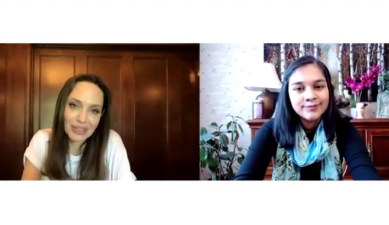 Gitanjali Rao, intervievată de Angelina Jolie pentru revista Time, foto: Captură Video