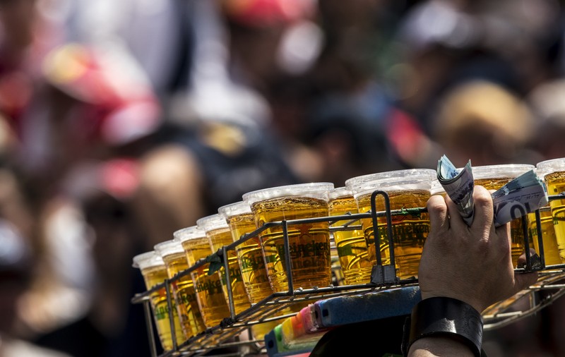 „Orice cantitate de alcool dăunează sănătății”. Canada își sfătuiește locuitorii să renunțe complet la băuturile alcoolice. Pe ce se bazează