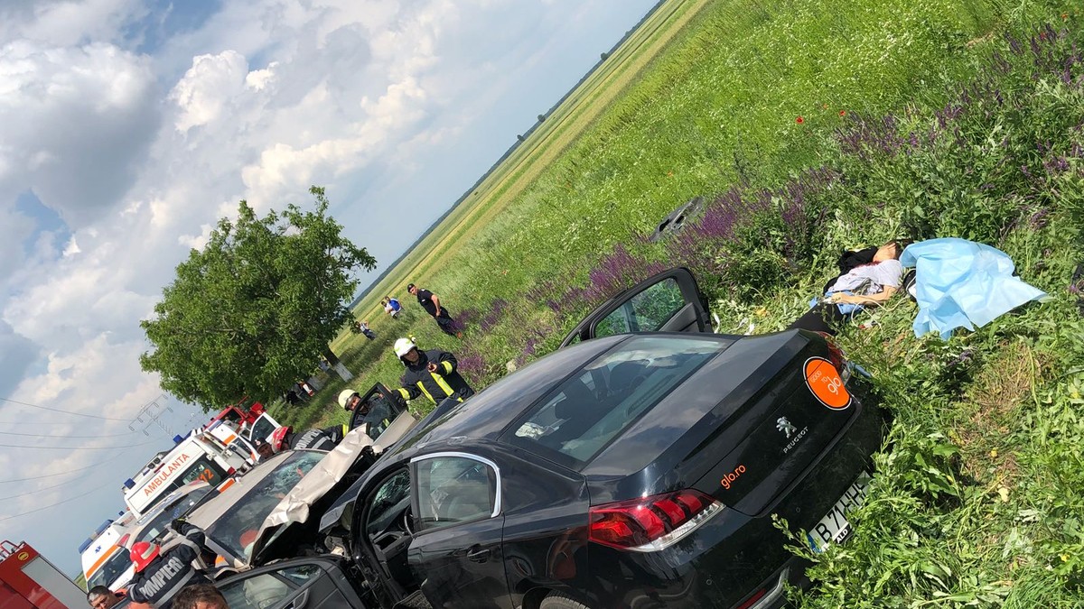 Un mort și patru răniți, într-un cumplit accident petrecut în Dâmbovița