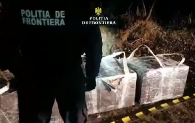 VIDEO / Focuri de armă la granița cu Republica Moldova. Polițiștii de frontieră s-au confruntat cu mai mulți contrabandiști