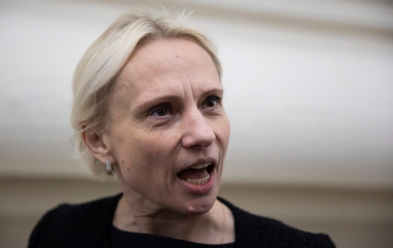 O membră a Congresului SUA născută în Ucraina spune că țara sa de origine trebuie să cedeze teritorii și îi cere lui Volodimir Zelenski să plece de la putere