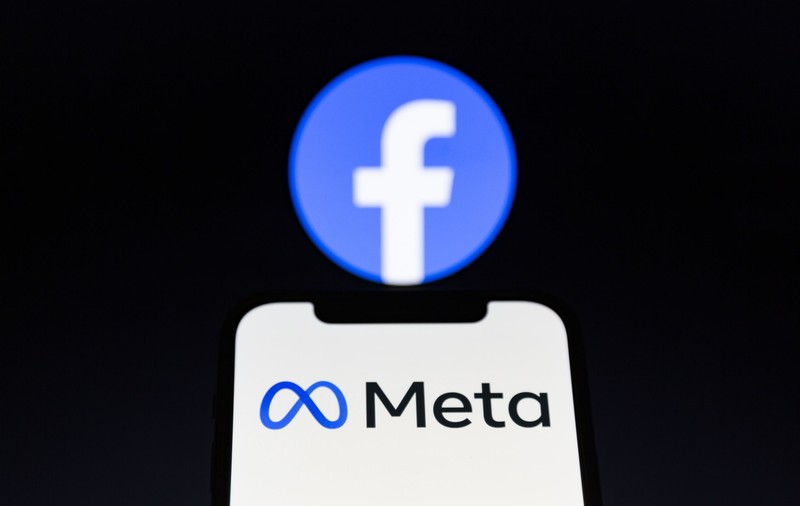 Facebook și Instagram vor interzice accesul firmelor de publicitate la datele personale ale adolescenților