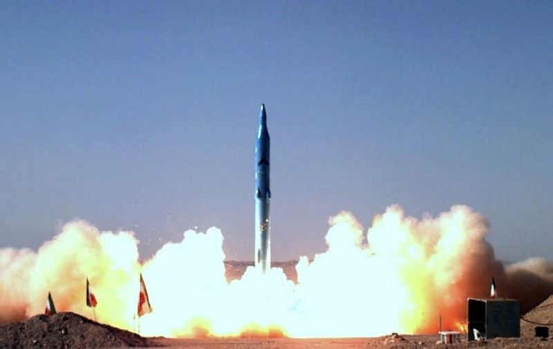 Iranul scoate la înaintare temutele rachete Sejil în a treia săptămână a conflictului cu Israelul
