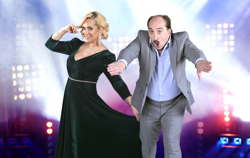 Paula Chirilă și Romică Țociu, co-prezentatori la „Splash! Vedete la apă”, la Antena 1