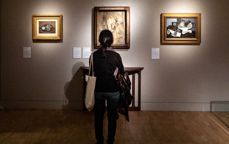 Poliția italiană a destructurat o rețea de falsificatori de artă. Mai multe falsuri de Banksy și Picasso au fost confiscate 