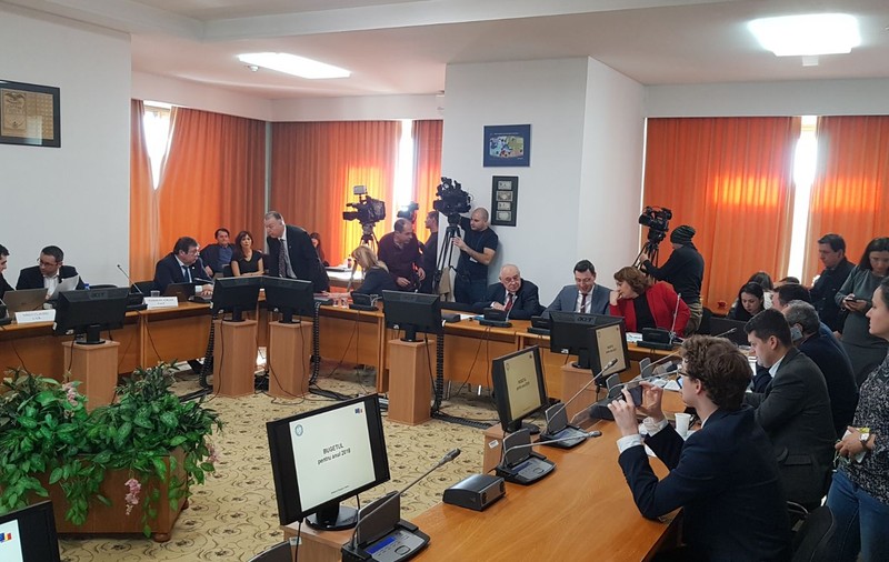 UPDATE Scandal la comisiile reunite de buget-finanțe din Parlament pe marginea bugetului de 2018. Liderii PSD s-au certat între ei