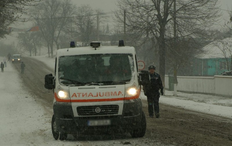 Agenţii Poliţiei Locale a Municipiului Bucureşti au ajutat şapte persoane să ajungă la dializă | VIDEO