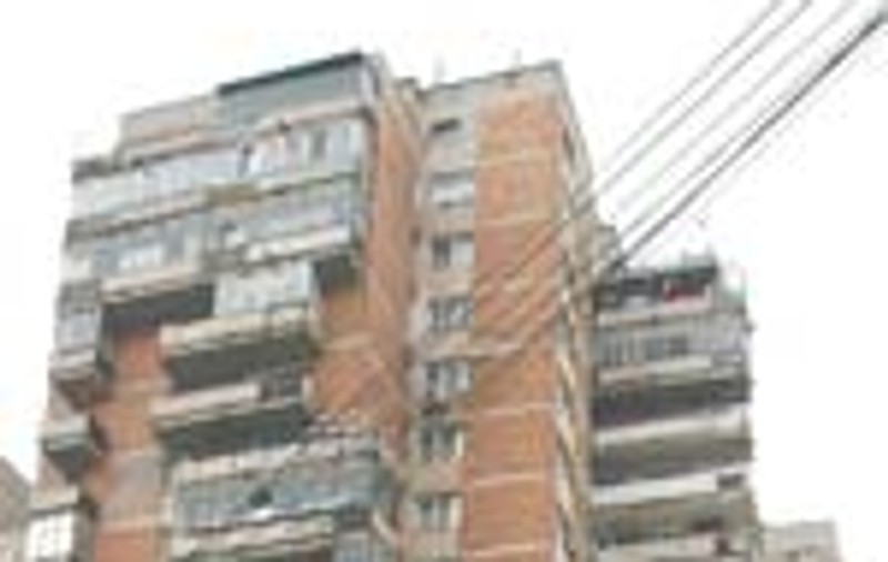 Locuieste la 50 de metri deasupra Capitalei