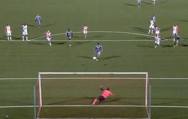 Mutu face senzaţie la Ajaccio! "Briliantul" a înscris cu o "scăriţă" superbă | VIDEO