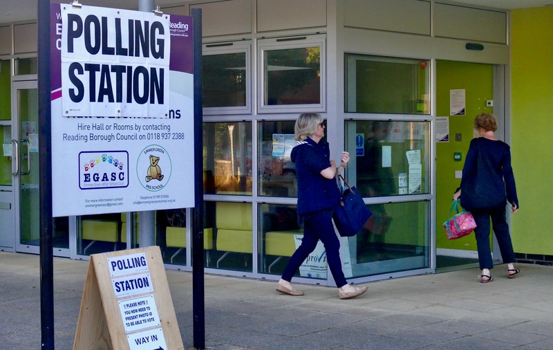 Alegeri în Marea Britanie: s-au deschis secțiile de votare. Laburiștii ar putea obține o victorie istorică