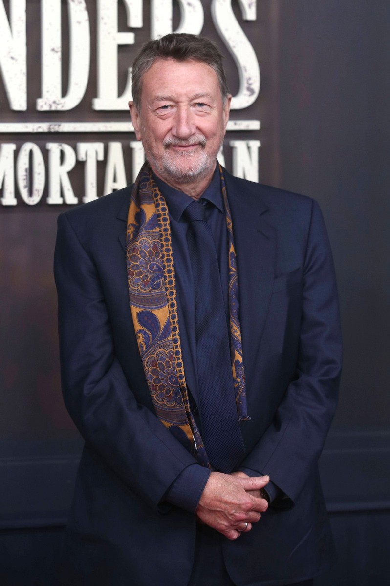 Steven Knight la premiera filmului Netflix Peaky Blinders. Foto: Profimedia