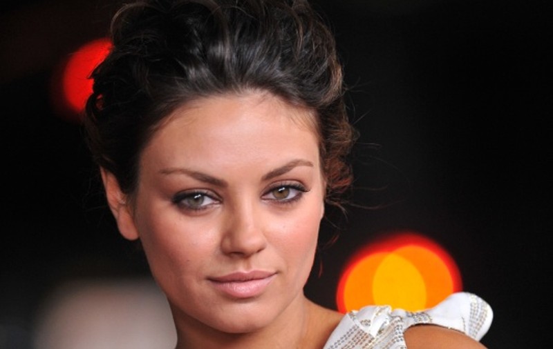 Mila Kunis: "Am sărutat-o pe Natalie Portman şi a fost ca în Rai!"