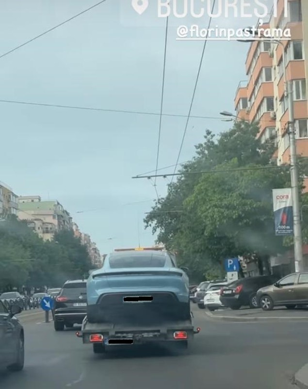 Brigitte Pastramă, probleme în trafic. „Am ajuns din nou cu mașina pe platformă. Am făcut explozie”