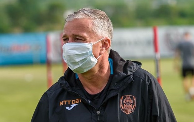 Dan Petrescu are COVID-19. CFR Cluj: Suntem alături 100% de jucătorii și staff-ul tehnic care au fost testați pozitiv