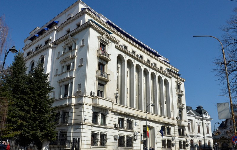 Curtea Supremă a decis cum trebuie interpretate deciziile CCR privind prescripția. Nume grele și infractori de rând ar putea scăpa de acuzații