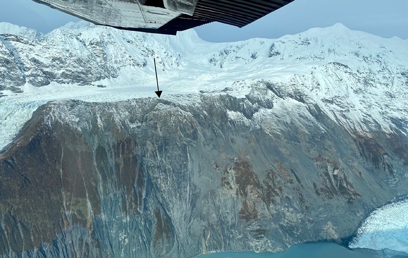 O alunecare de teren între doi ghețari din Alaska riscă să declanșeze „un tsunami gigantic”, avertizează experți americani