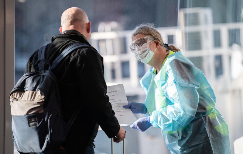 Măsura disperată luată în Australia după răspândirea COVID. Până la ce distanță se pot îndepărta oamenii de case