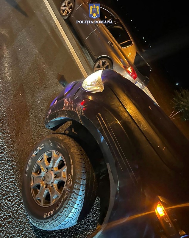 Un șofer din Constanța care a furat o mașină nu a putut fi prins de Poliția din Ungaria și a trecut granița în România. Ce a urmat