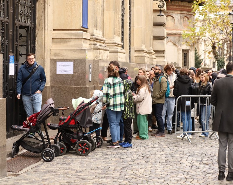 Alegeri prezidențiale în Republica Moldova, turul 2. Record de voturi în diaspora, în ciuda atacurilor cibernetice și a alertelor cu bombă la secții din Marea Britanie și Germania