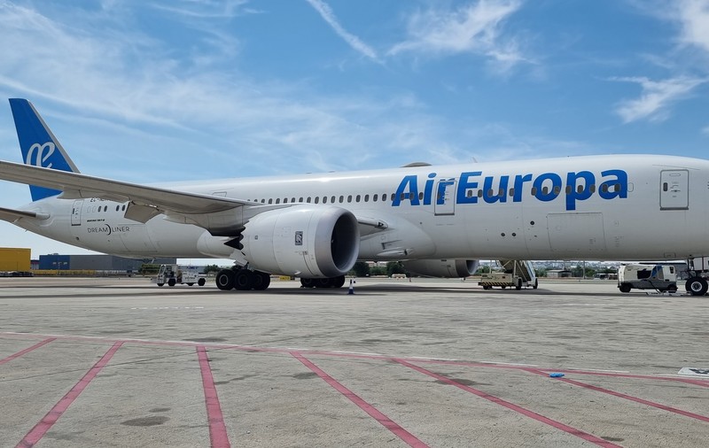 Un zbor Air Europa de Madrid cu 272 de pasageri la bord a făcut două aterizări de urgență, în decurs de 4 ore, la Asuncion. Ce este codul „PAN-PAN”