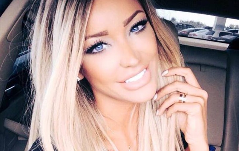 Bianca Drăgușanu, PALMĂ PENTRU CRITICI: ”La cină servesc acești pantofi”