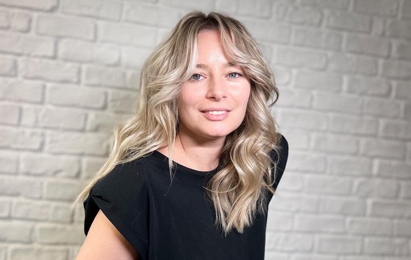 Laura Cosoi și-a luat fetița, pe micuța Lara, și a plecat de acasă. Anunțul făcut de actriță. „Îmi este atât de dor de Rita și de Vera”