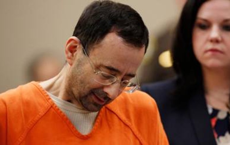 Medicul Larry Nassar a fost condamnat la 60 de ani de pușcărie. A pledat vinovat, după ce le-a abuzat pe gimnastele americane