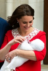 Primele imagini cu Kate Middleton după ce a născut al treilea copil