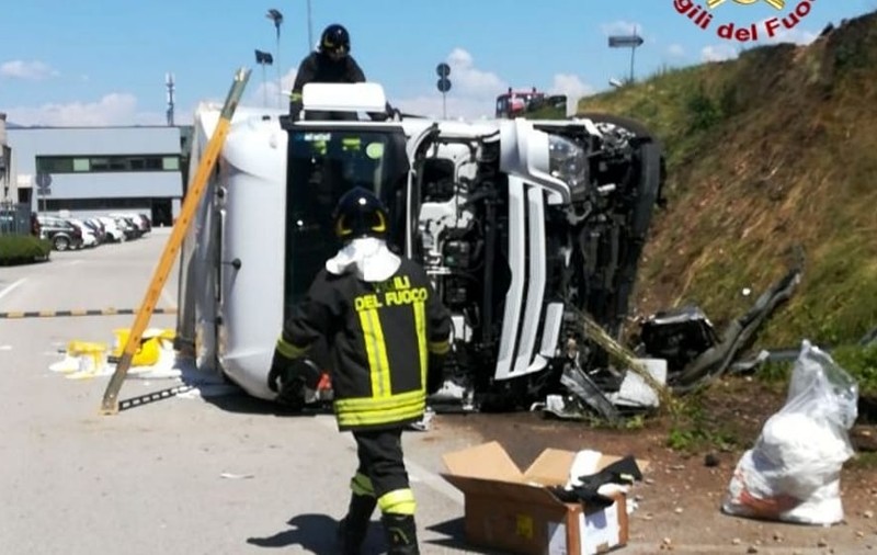 Un român din Italia a ajuns la spital după ce i s-a făcut rău la volan din cauza căldurii