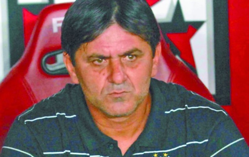 Lăcătuş a trecut la regim!