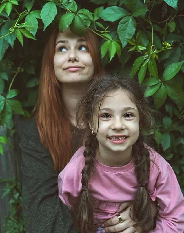 Iubitul lui Feli Donose s-a mutat împreună cu artista și fetița ei. Cum se înțelege Nora Luna cu acesta „A locuit în chirie”