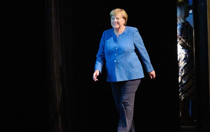 Angela Merkel, mesaj pentru români, în plină criză politică, la București: „Vă doresc să aveţi un premier ales. Avem nevoie de oameni dispuşi la compromisuri”