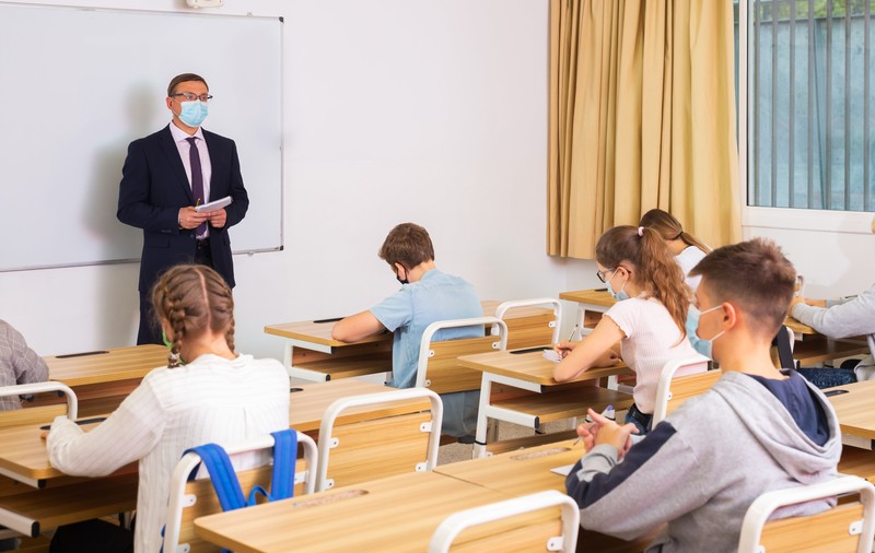 Cum s-au colectat datele privind vaccinarea profesorilor. Secretar de stat în Educație: „Nu ne-am imaginat că oamenii raportează fals”