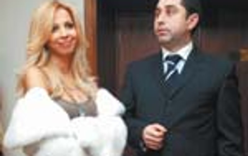 Divorteaza ministrul de interne, Cristian David, de Vanda Vlasov? 