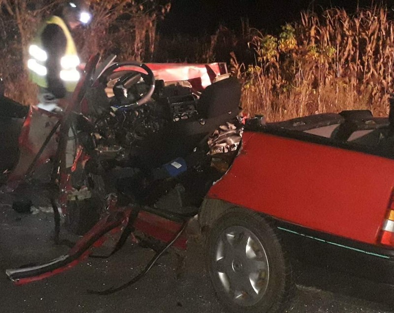 Accident înfiorător pe DN14, în județul Sibiu. Doi tineri au murit cu o săptămână înainte de a se căsători, iar peste două luni deveneau părinți