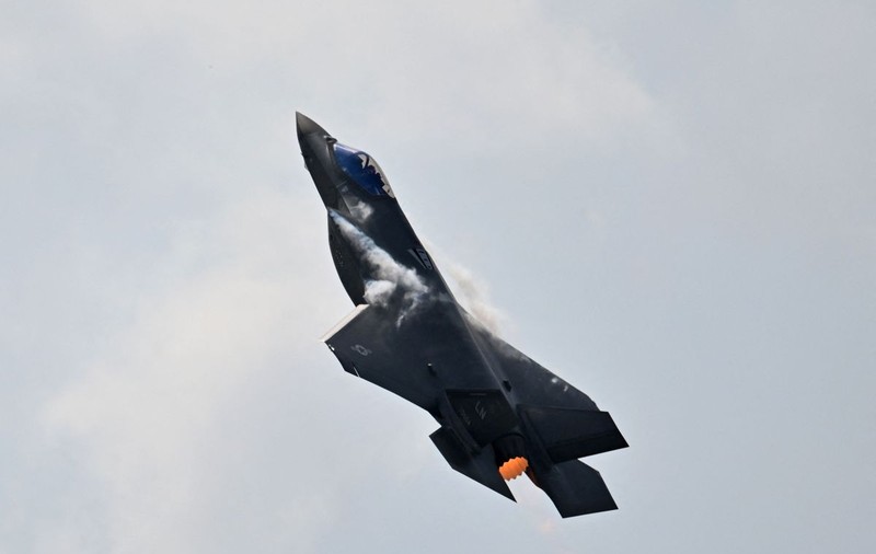 Ministerul Apărării cere aprobarea Parlamentului pentru a cumpăra 32 de avioane F-35. Achiziție de 6,5 miliarde de dolari