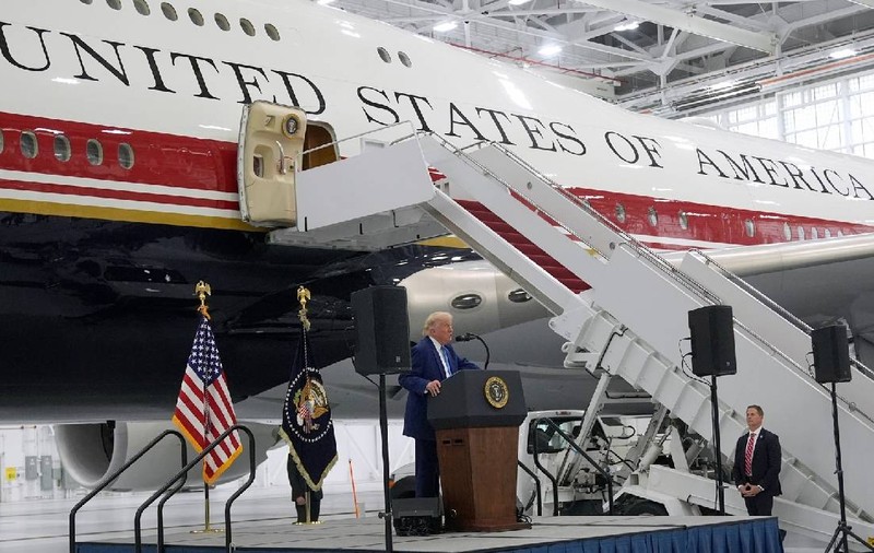 Cum arată „Casa Albă zburătoare” de 400.000.000 de dolari, noul Air Force One al lui Donald Trump, primit cadou de la Qatar