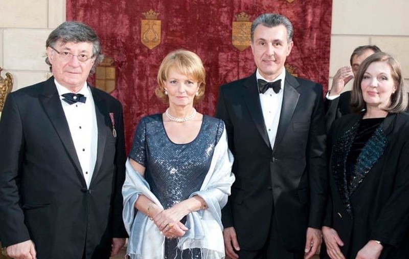 Întâlnirea dintre Regele Mihai I și Ion Caramitru. Mesajul Casei Regale a României după moartea actorului