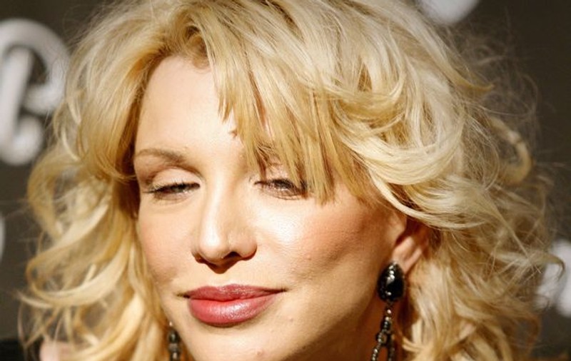 Courtney Love, dată în judecată pentru că nu şi-a plătit facturile