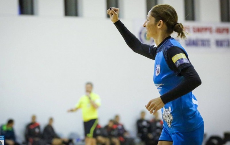 CSM București a surclasat Romanul. Cristina Vărzaru vrea Liga Campionilor