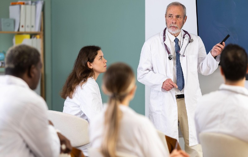 România e salvarea studenților francezi la medicină care nu se descurcă în țara lor: „Suntem atât de mulți”