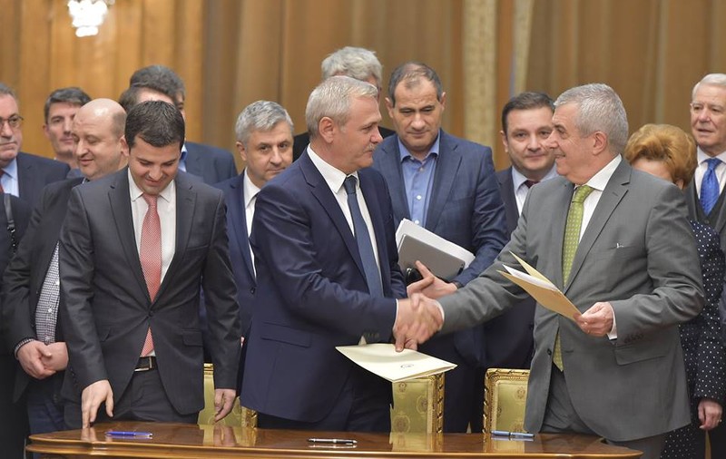 Un deputat USR îi atacă pe Dragnea și Tăriceanu, pe tema familiei tradiționale: ”Sunt modele pentru că au mai multe căsnicii la activ”