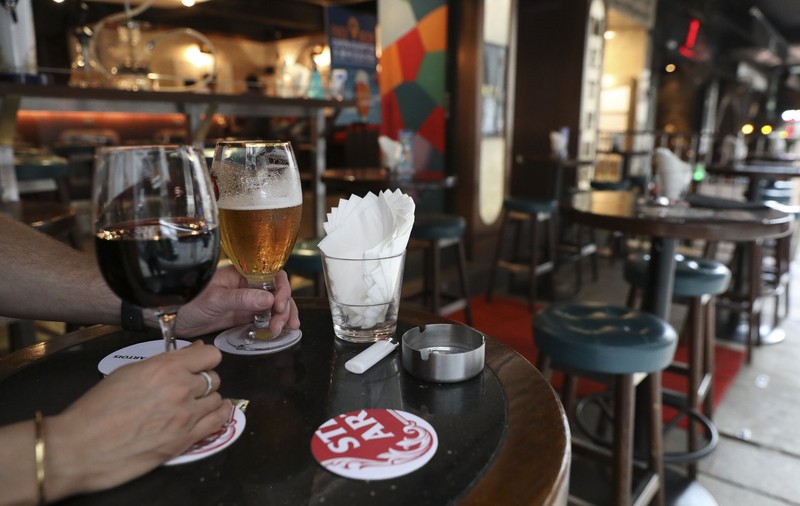 Decizie surprinzătoare a instanței din Bacău: Tribunalul a suspendat măsura închiderii restaurantelor