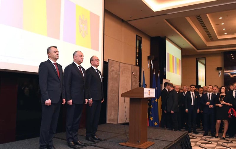 Igor Dodon, la Ambasada României din Moldova: ”Am adresat felicitări și urări de bine, pace și progres”