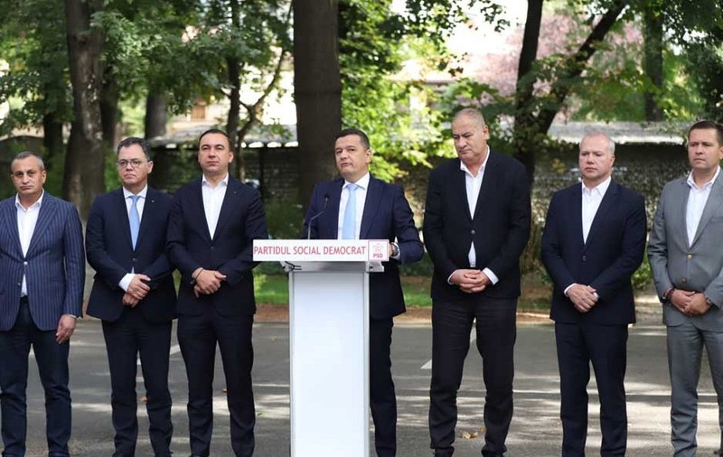 Conducerea PSD se reunește pentru a decide susținerea Guvernului Luca Niculescu. Sursă foto: Dumitru Angelescu/ Libertatea