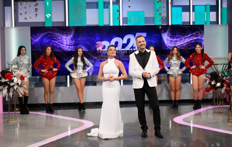 Karmen Minune și Mădălin Ionescu dau startul programului de Revelion la Antena Stars. Cine vor fi invitații lor