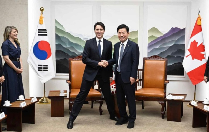 Justin Trudeau, o nouă controversă. Cum a fost fotografiat premierul Canadei la Seul