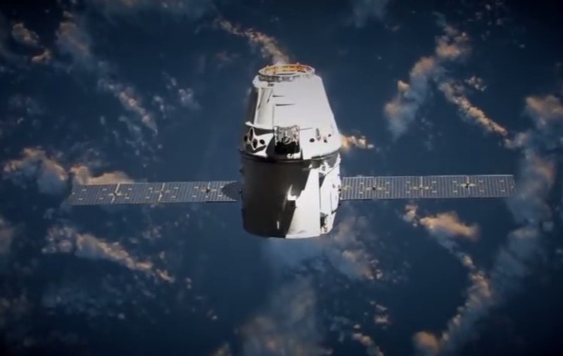 Capsula Dragon a fost lansată cu succes. Va ajunge miercuri pe Stația Spațială Internațională