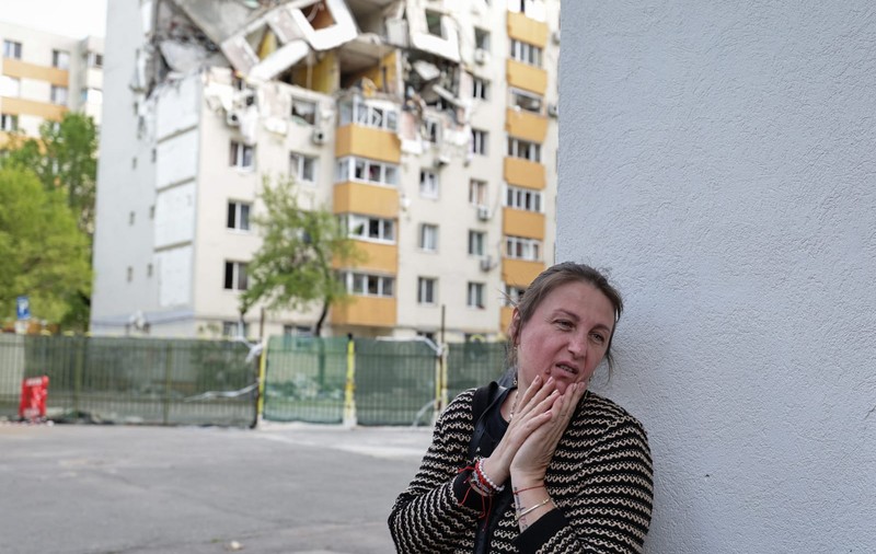 Locatarii blocului care a explodat în Rahova acum 6 luni sunt disperați: „Nimeni nu ne ajută. Venim ca proștii pe aici, ne uităm și plecăm”