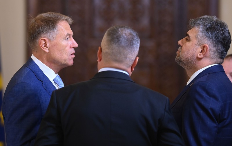 Cei mai de treabă oameni: Ciucă, Ciolacu, Iohannis. Și cum le e de folos AUR, partidul pe cât de mare, pe atât de fake